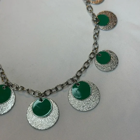Silver and Green Pendant Necklace - Picture 6 of 7